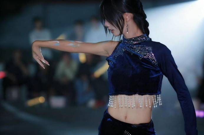 20251016\3e519583c4a674ce382bfcb8eb193bf0.jpg D:\SOFT_PHP_PACKAGE\phptmp\php8018.tmp